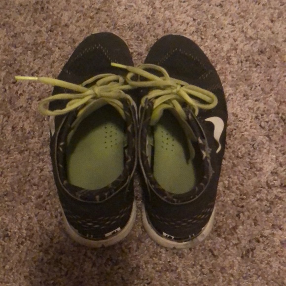 Nike Free TR Fit 4 - Picture 2 of 3